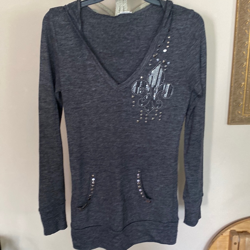 Xl long sleeve local tee